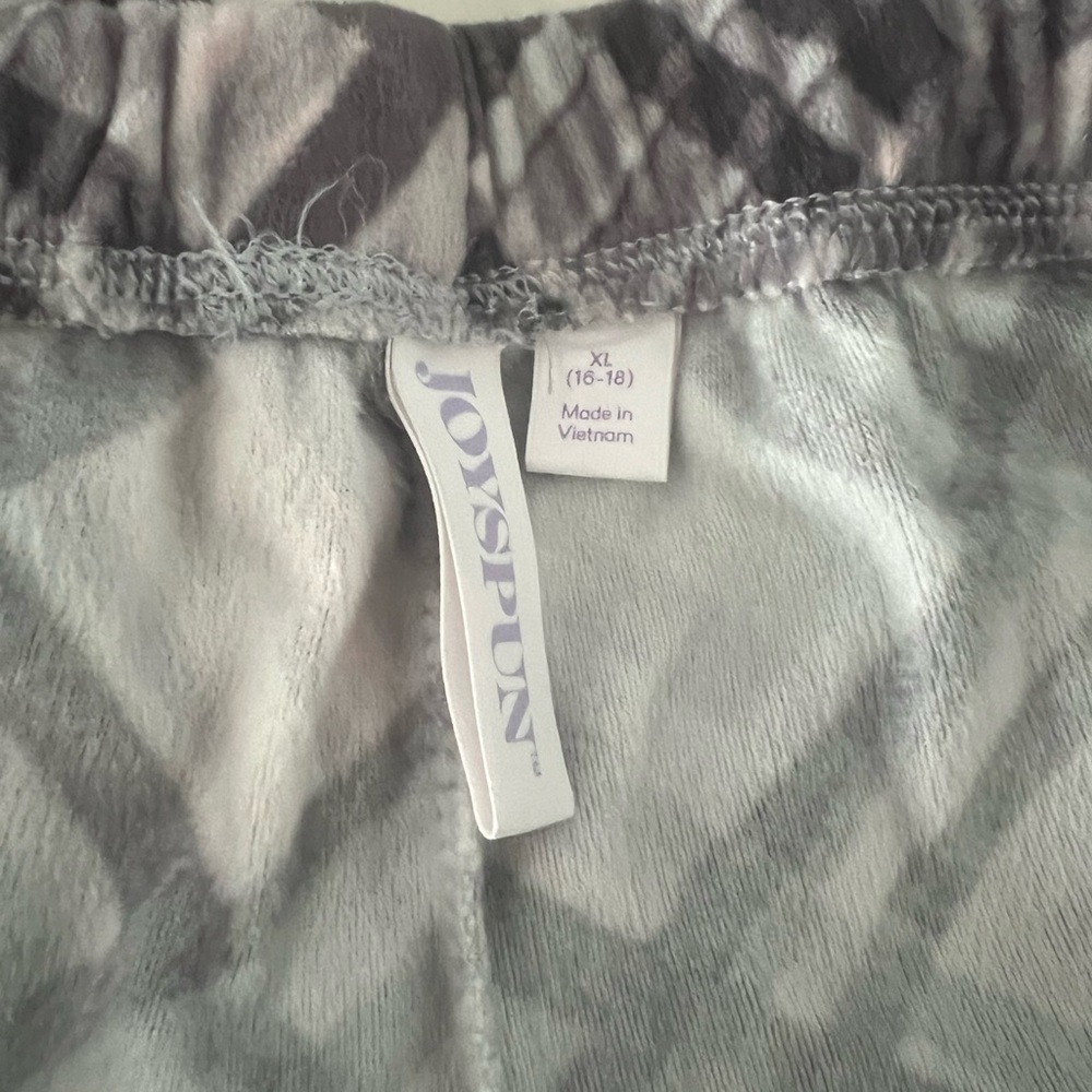 Joy Spun Velour plaid three-piece pajama set comes with matching headband - Picture 5 of 7
